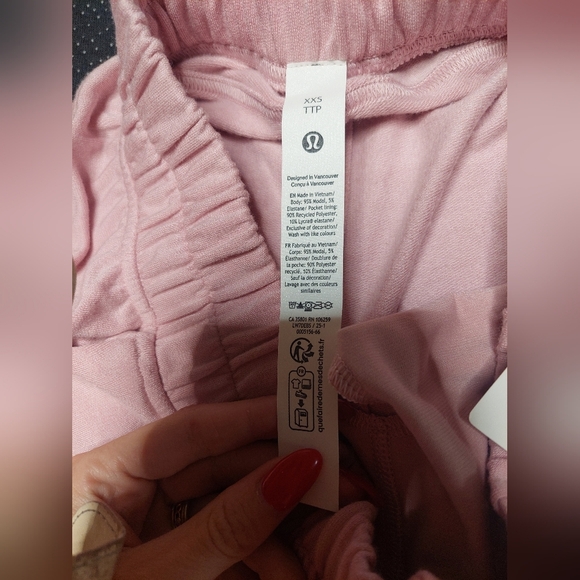 Lululemon Athletica Pink Bermuda Athletic Shorts - Picture 3 of 4